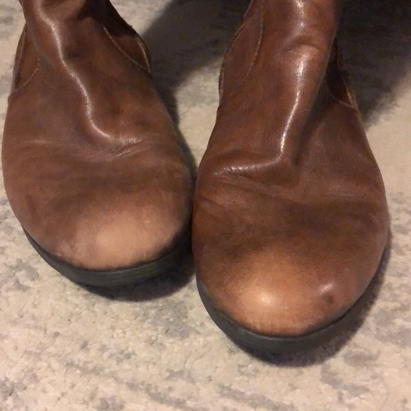 Born “Sage” boots. - Picture 4 of 4